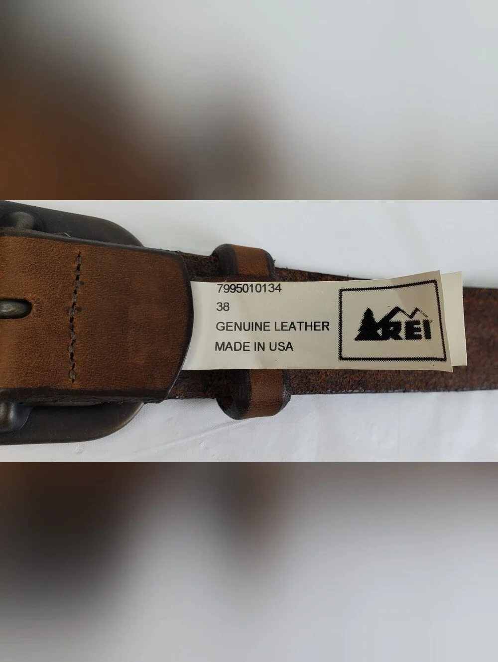 REI Mens Brown Leather Belt Solid Brass Buckle USA Made 799501 - Size 38 - EUC